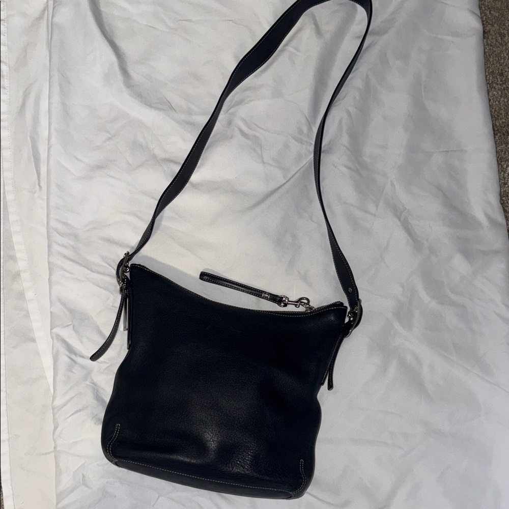 Coach Navy leather Crossbody Bag EUC